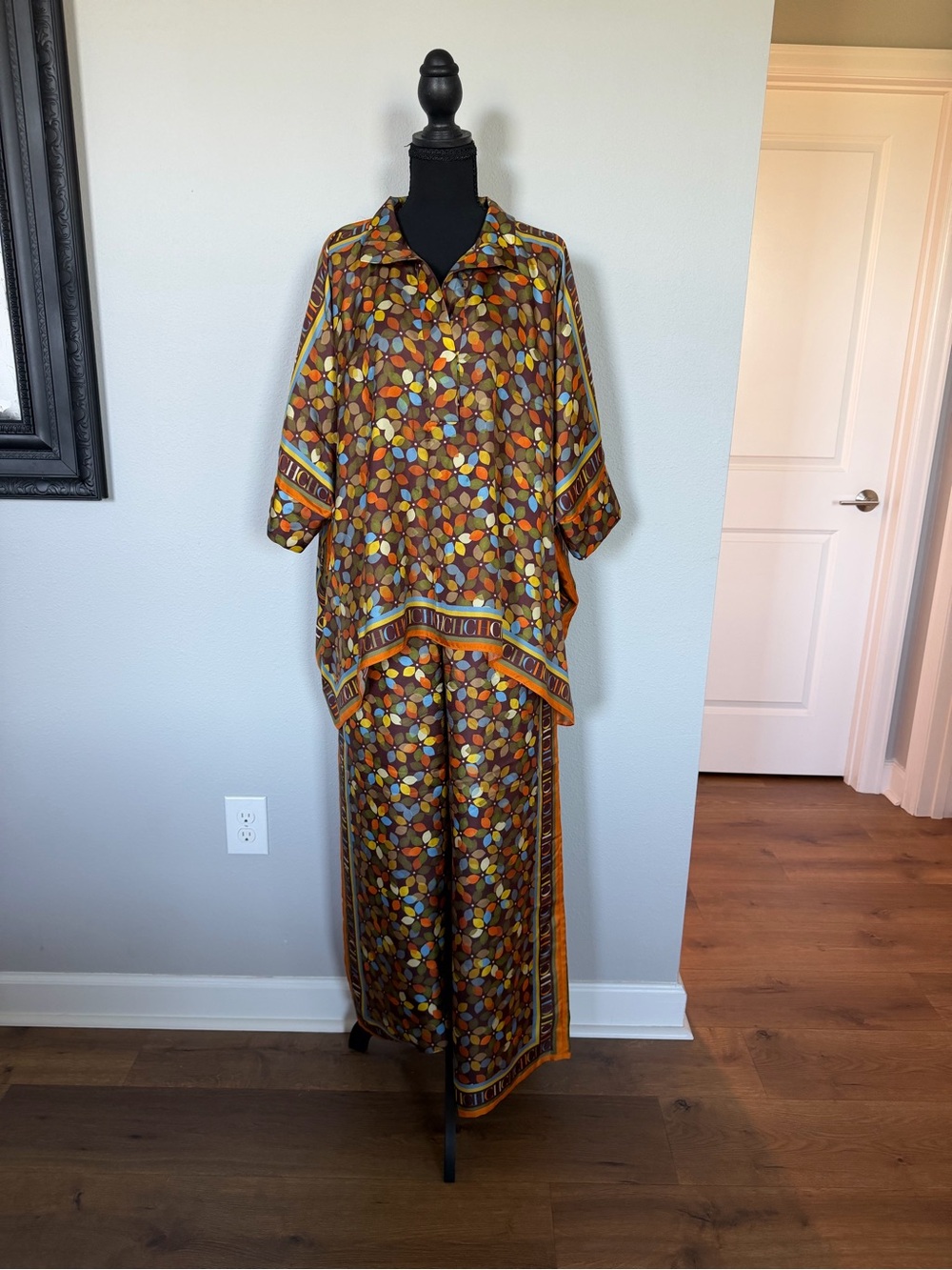 Carolina Herrera Multicolor Leaf-Print Wide-Leg Pants with Matching Top